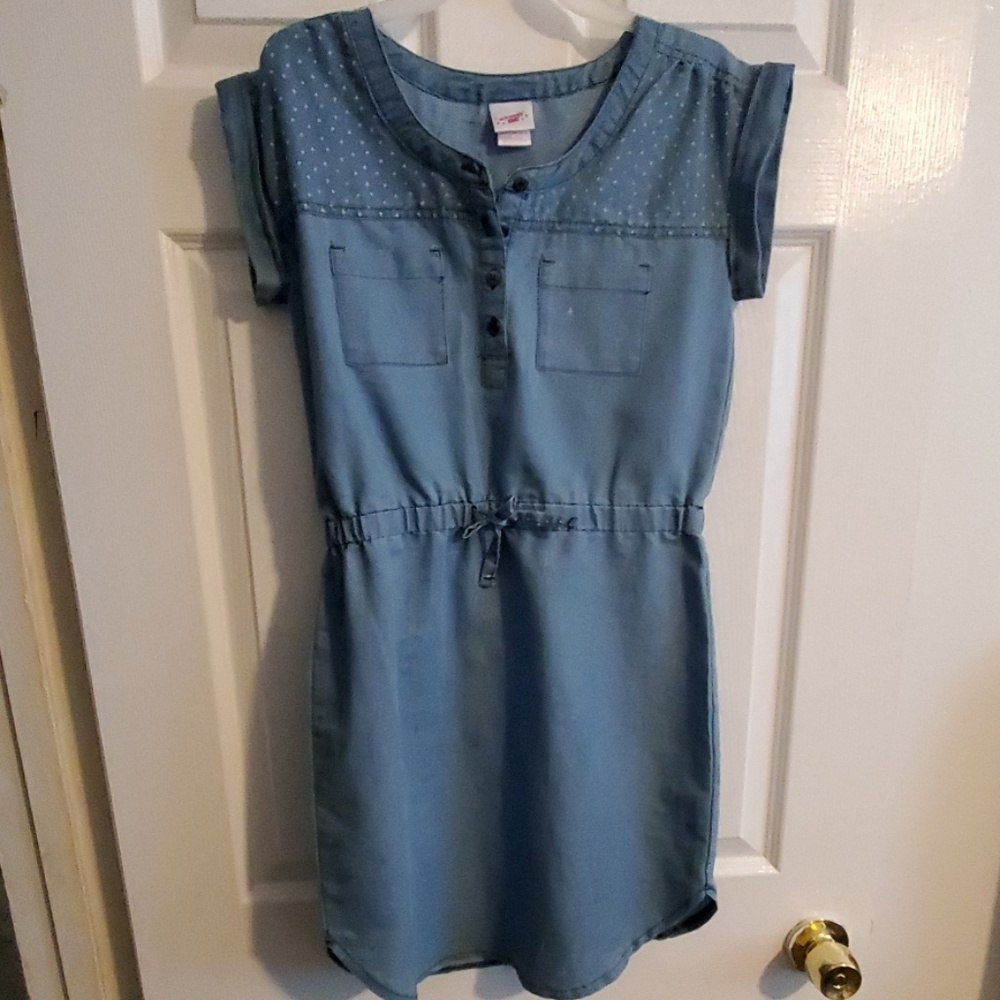 NWOT very cute Girls dress.